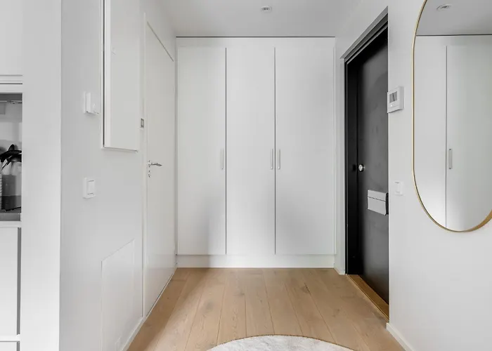 Upea Yksioe Joen Laeheisyydessae Διαμέρισμα *