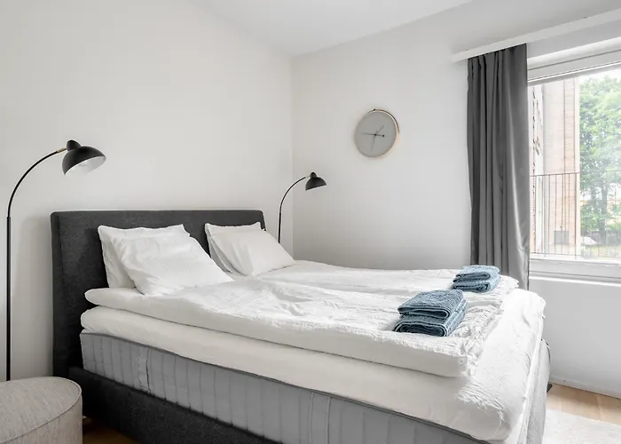 Upea Yksioe Joen Laeheisyydessae Τούρκου