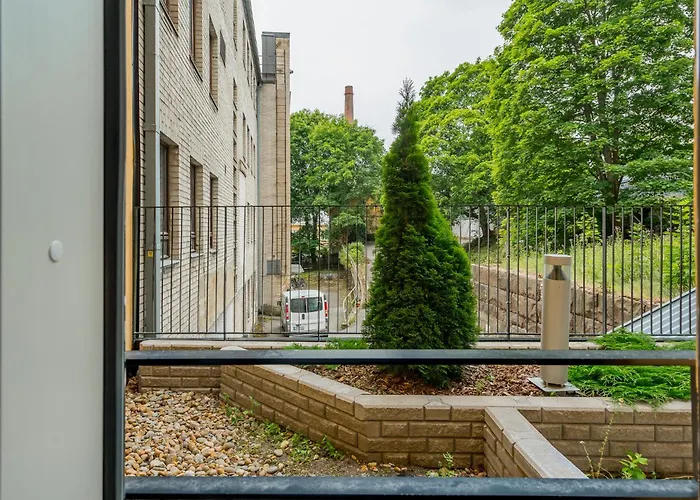 Διαμέρισμα Upea Yksioe Joen Laeheisyydessae *